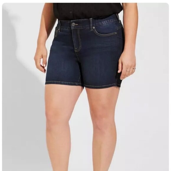 Torrid Bombshell 5" Premium Stretch High Waisted Denim Shorts Size 22 - Picture 9 of 9